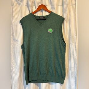Paul Fredrick V-Neck Sweater Vest with Shamrock Patch Men's Size Large